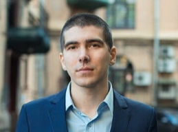 Юрий Антипов1